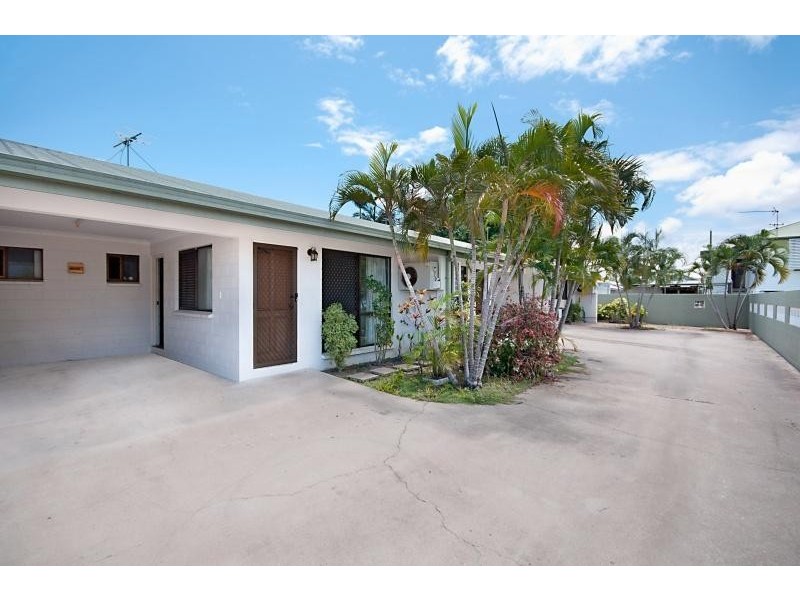 2/26 Meenan Street, Garbutt QLD 4814