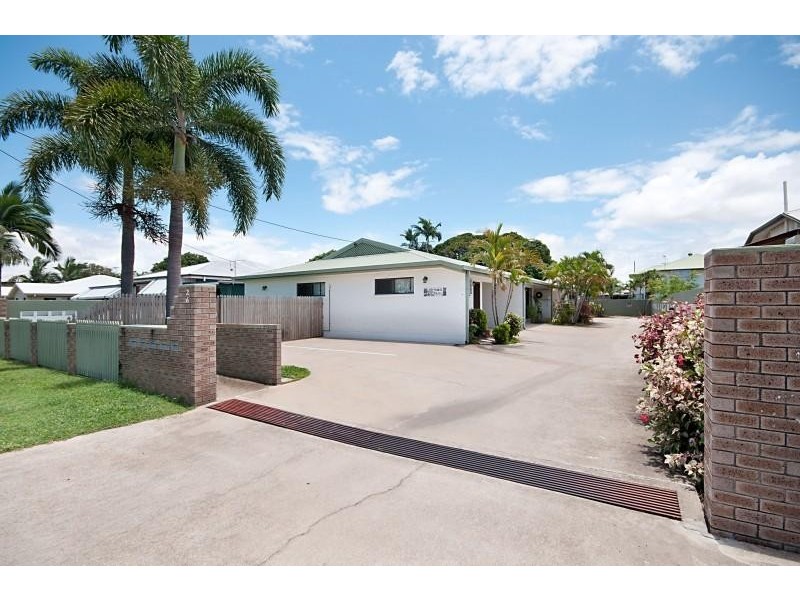 2/26 Meenan Street, Garbutt QLD 4814