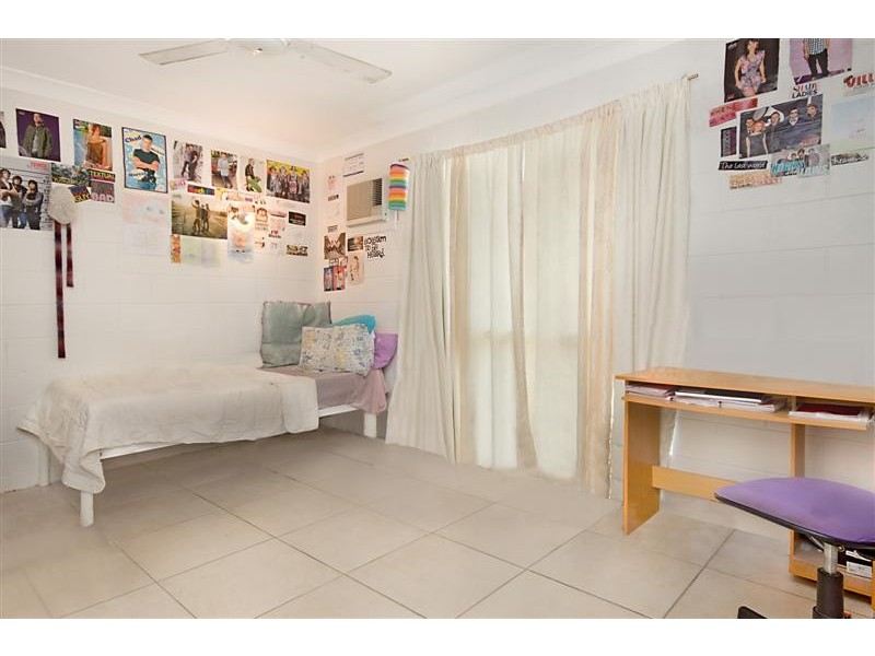 9 Duncan St, Kelso QLD 4815