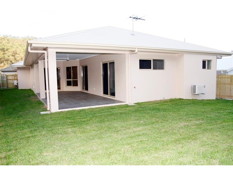 26 Strathburn Street, Mount Louisa QLD 4814