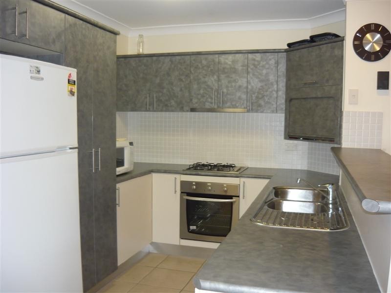 16 Riverbend Drive, Douglas QLD 4814