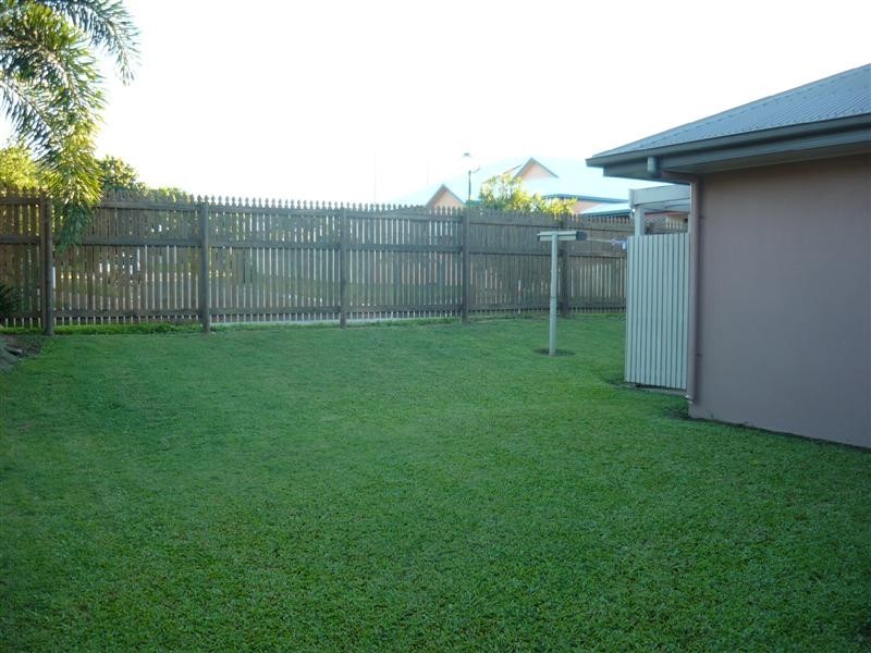 16 Riverbend Drive, Douglas QLD 4814