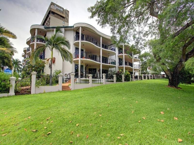 10/78-79 The Strand, North Ward QLD 4810