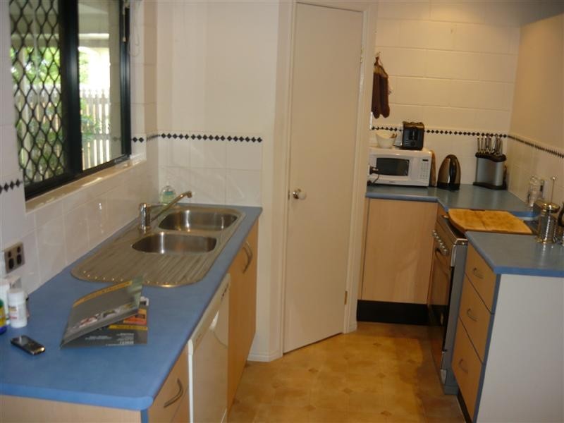 17 Saxby Crescent, Mount Louisa QLD 4814