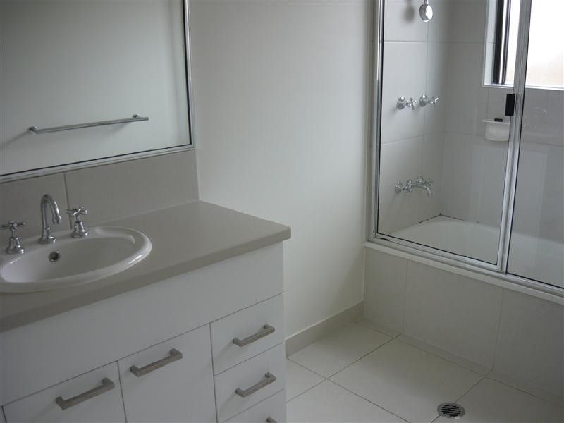 7 Tahlia Circuit, Mount Louisa QLD 4814