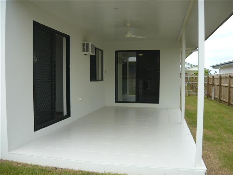 7 Tahlia Circuit, Mount Louisa QLD 4814