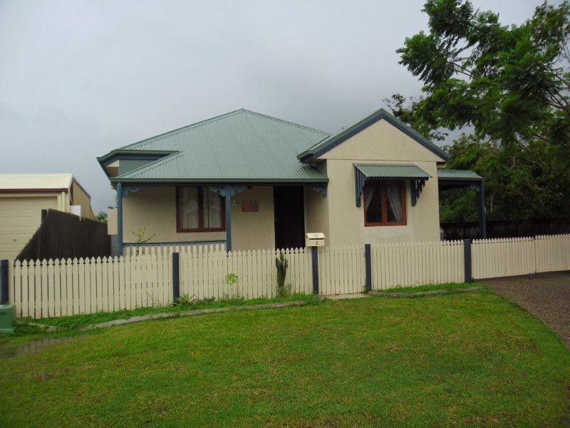 5  Silver Leaf Court, Douglas QLD 4814