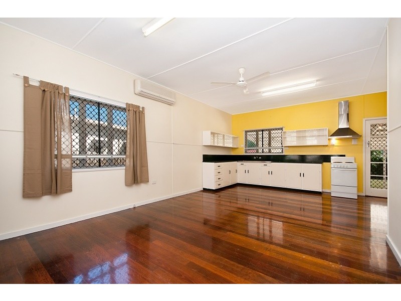 10 Akuna Street, Aitkenvale QLD 4814