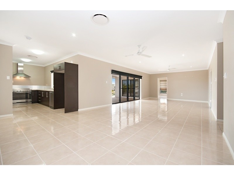 3 Newell Court, Mount Low QLD 4818