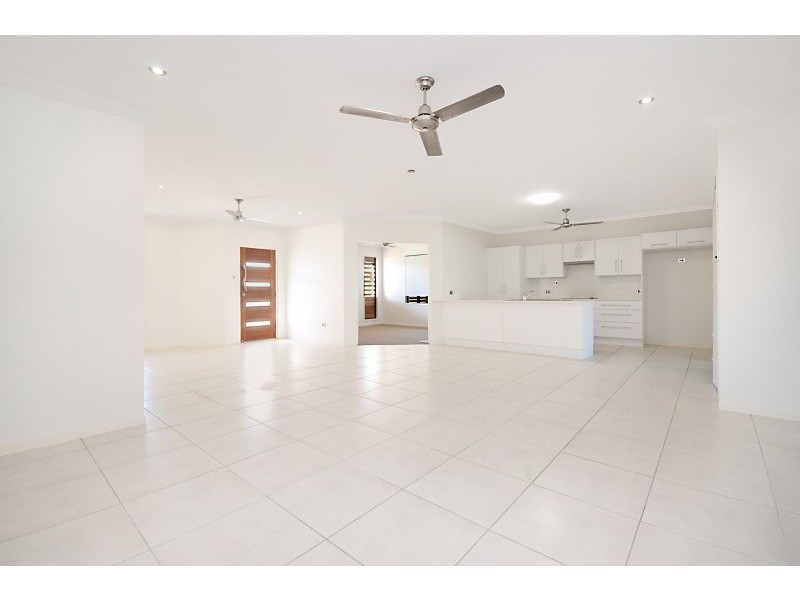 3 Admiralty Close, Idalia QLD 4811