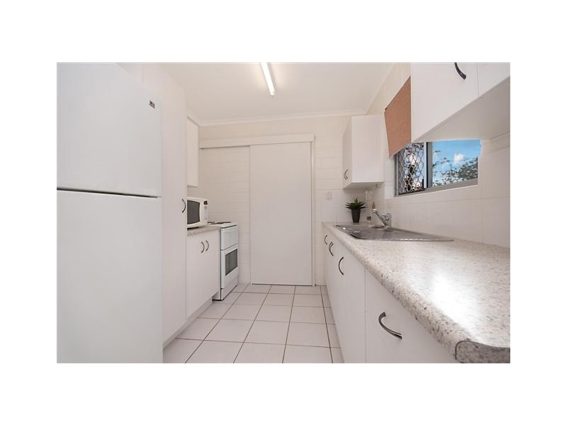 21 Gilli Crescent, Cranbrook QLD 4814