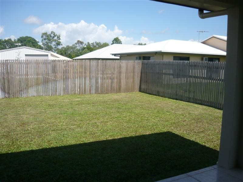 22 Blue Wren, Kelso QLD 4815