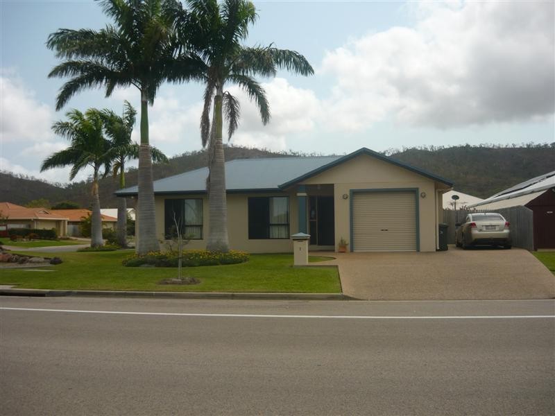 193 Greenwood Drive, Kirwan QLD 4817