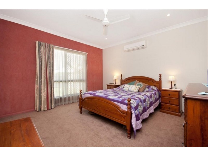 8 Newhaven Place, Idalia QLD 4811