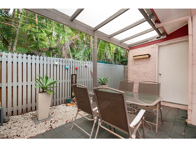 4/49 Ninth Avenue, Railway Estate QLD 4810