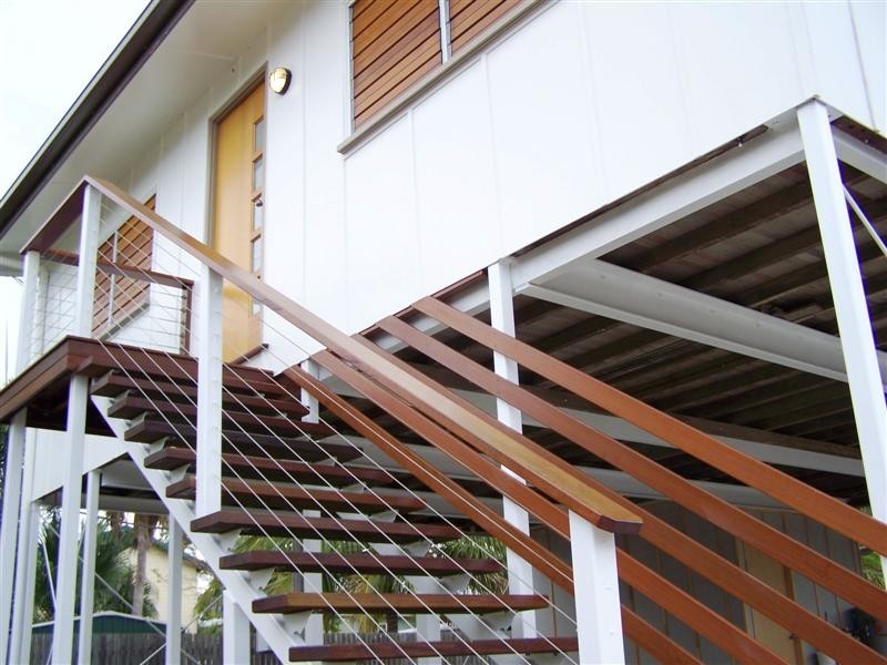 10 Lily Street, Hermit Park QLD 4812