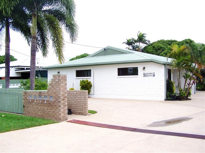 2/26 Meenan Street, Garbutt QLD 4814