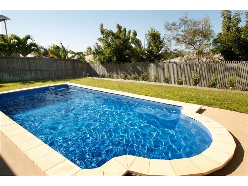 13 Perisher Court, Mount Louisa QLD 4814