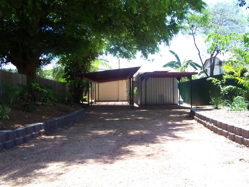 4 Fourth Avenue, South Townsville QLD 4810