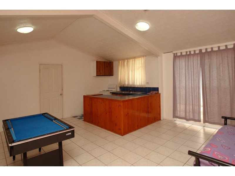 17 Hicks Street, Kirwan QLD 4817