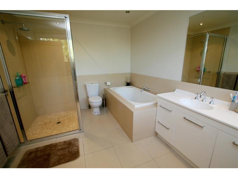 Absolute Riverfront, Kelso QLD 4815