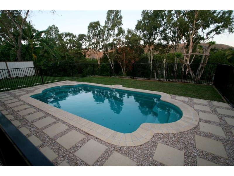 Absolute Riverfront, Kelso QLD 4815