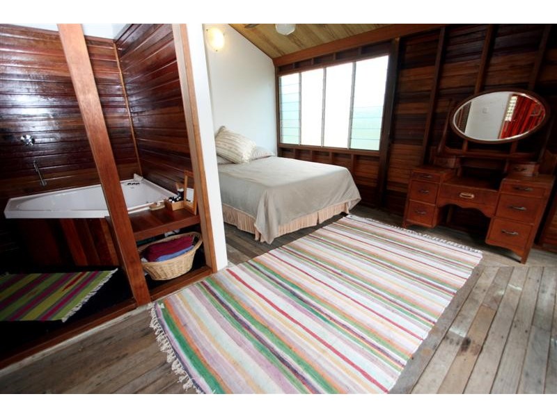 16 Half Mile Creek, Townsville QLD 4810