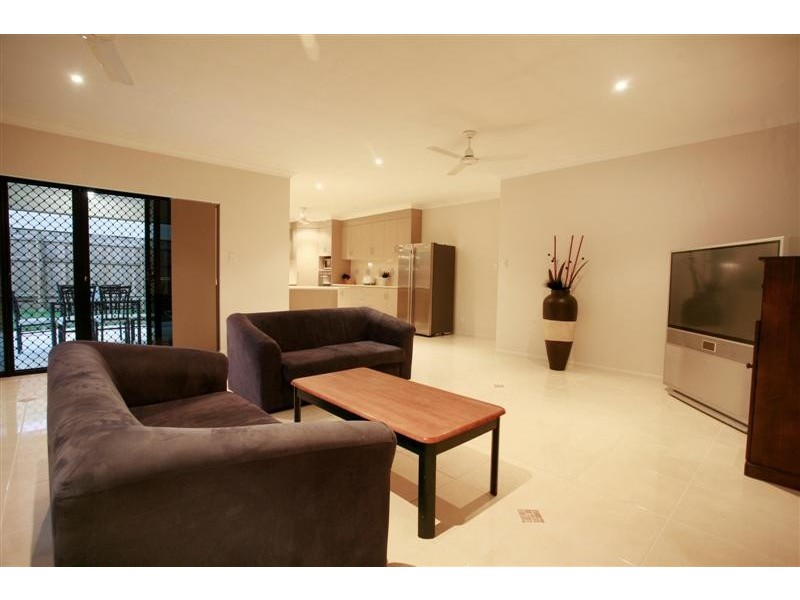 21 Knox Court, Mount Louisa QLD 4814