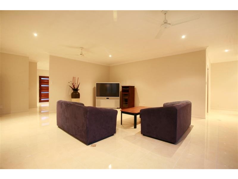21 Knox Court, Mount Louisa QLD 4814