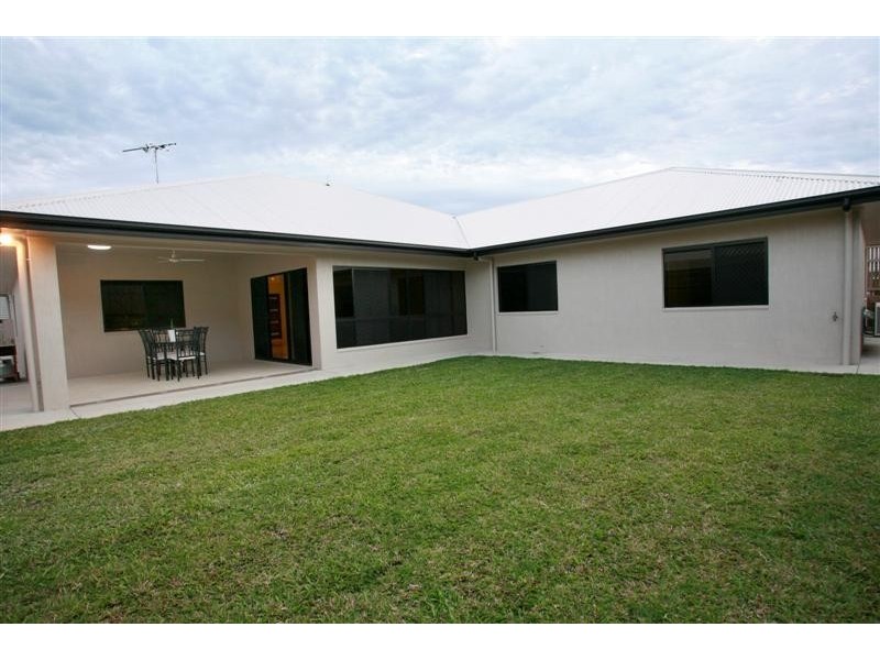 21 Knox Court, Mount Louisa QLD 4814