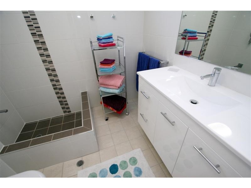 8/24  Welsh Street, Rosslea QLD 4812