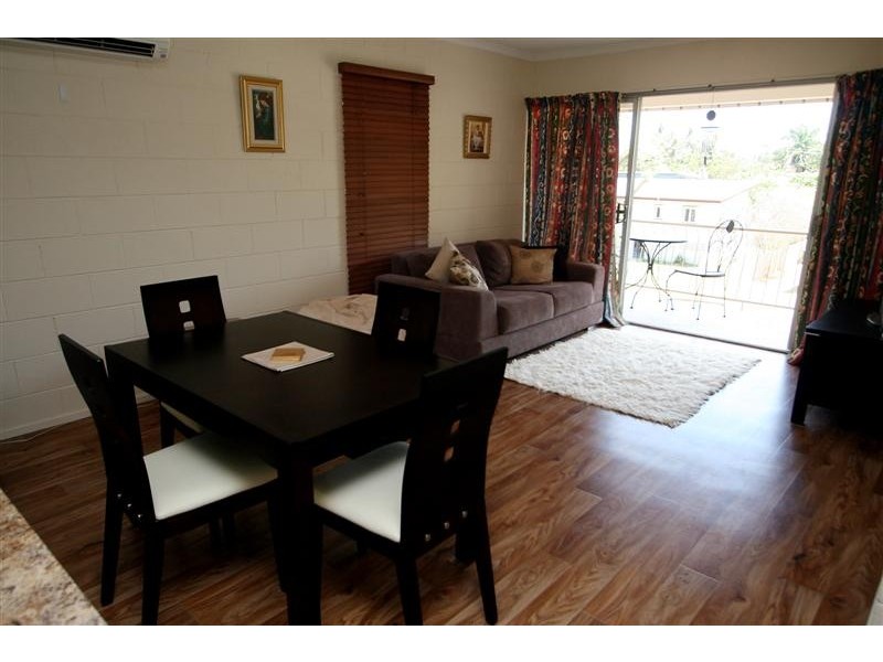 8/24  Welsh Street, Rosslea QLD 4812