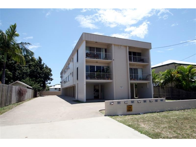 8/24  Welsh Street, Rosslea QLD 4812