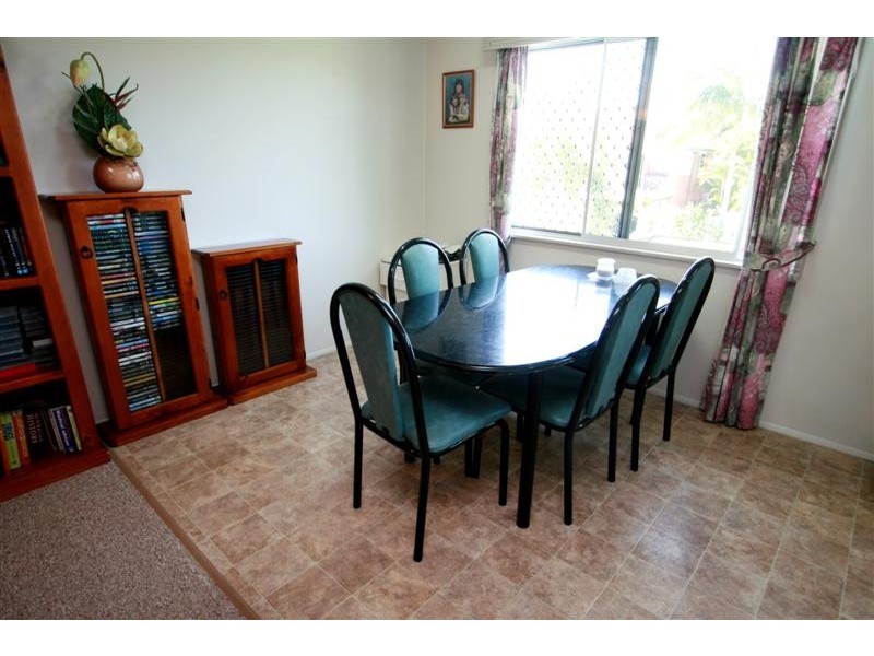 8 Hall Street, Kirwan QLD 4817