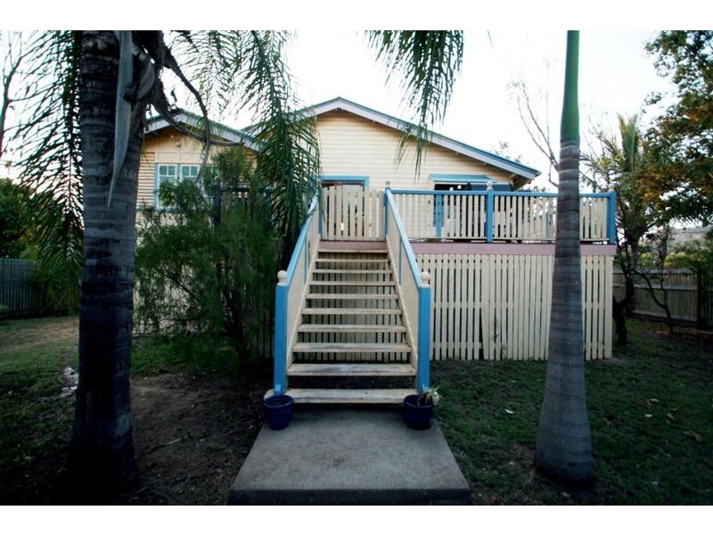 26 Thirteenth Avenue, Railway Estate QLD 4810