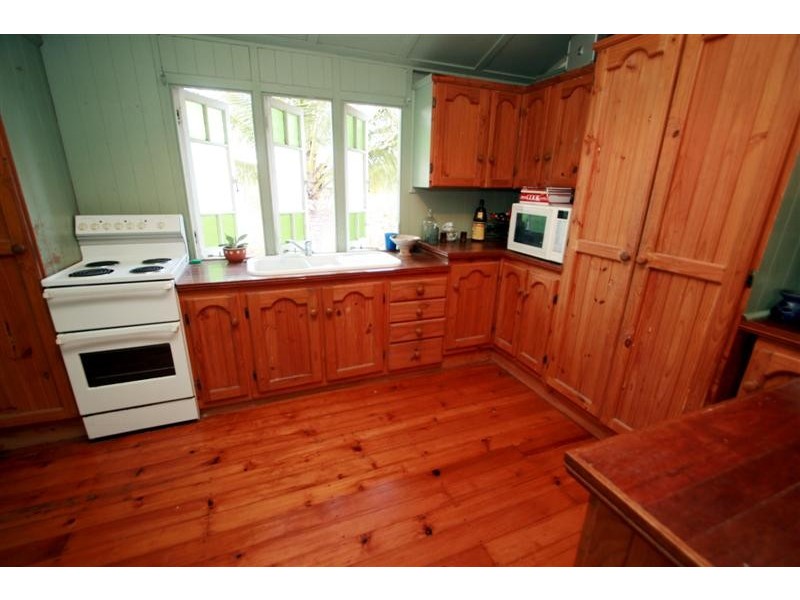 26 Thirteenth Avenue, Railway Estate QLD 4810