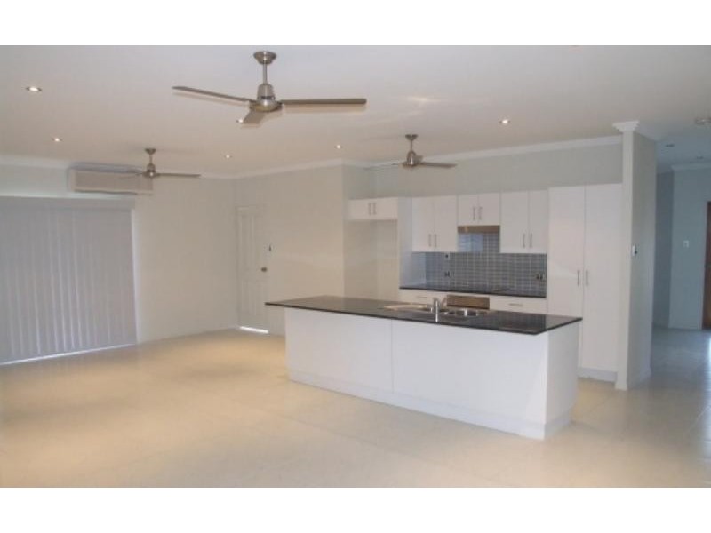 148 Daintree Drive, Bushland Beach QLD 4818