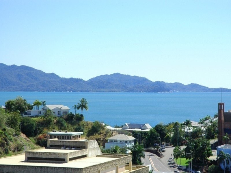 124 Walker Street, Townsville City QLD 4810