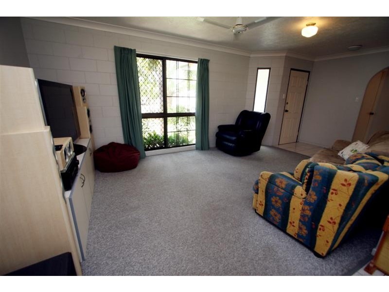 23 Amber Avenue, Rasmussen QLD 4815