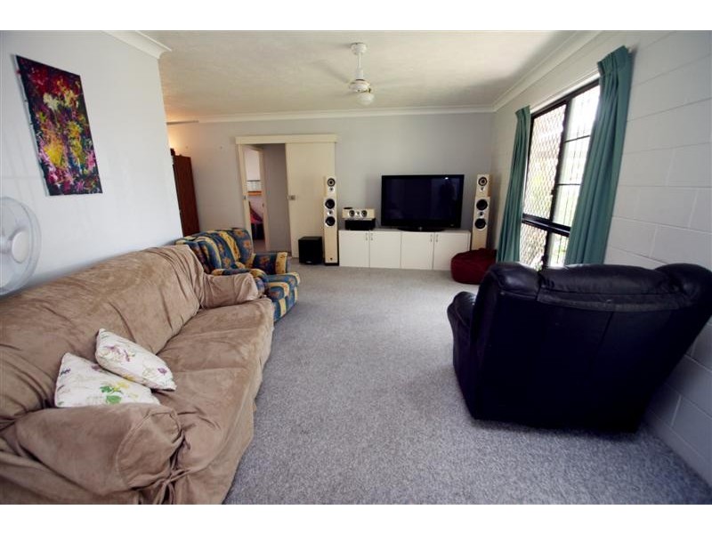 23 Amber Avenue, Rasmussen QLD 4815