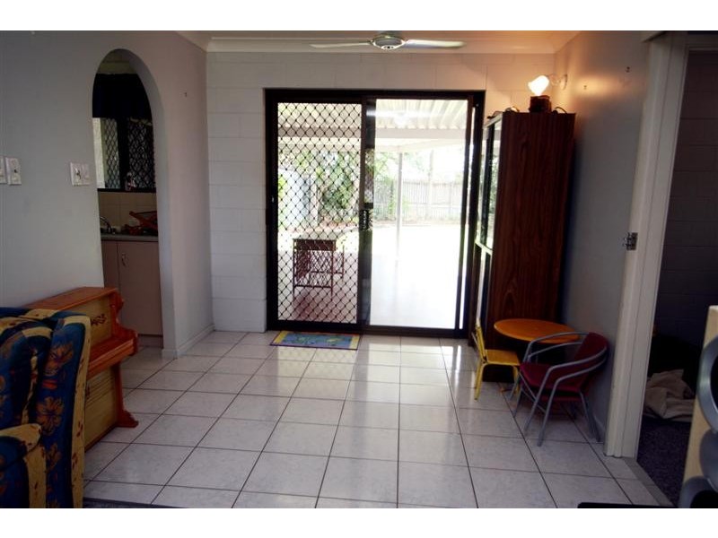 23 Amber Avenue, Rasmussen QLD 4815