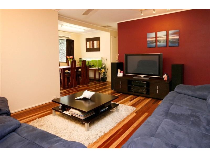 12 Karina Crescent, Rasmussen QLD 4815