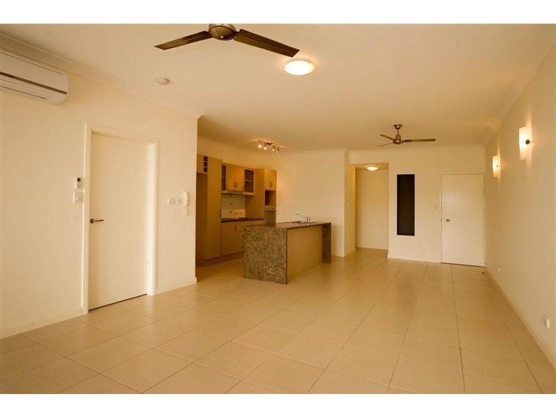 105/111 Bowen Road, Rosslea QLD 4812