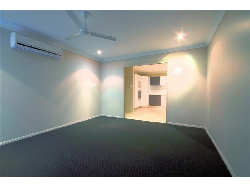 39 Eshelby Street, Bushland Beach QLD 4818