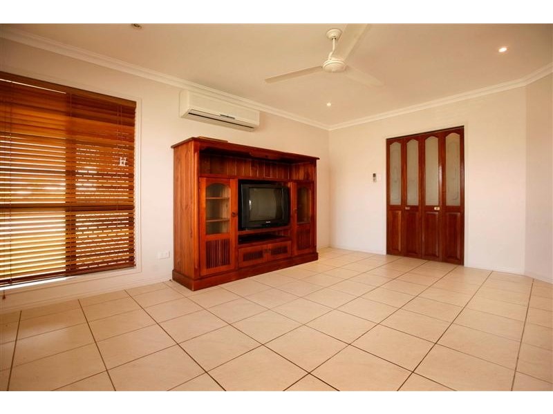 92 River Boulevard, Idalia QLD 4811