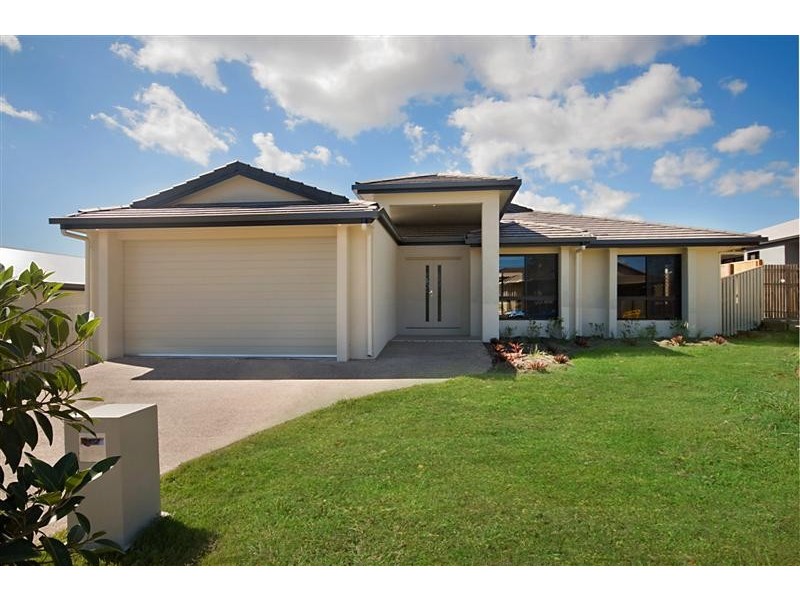 162 Goicoechea Dr, Bushland Beach QLD 4818