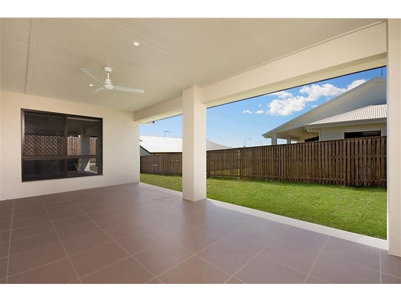 162 Goicoechea Dr, Bushland Beach QLD 4818