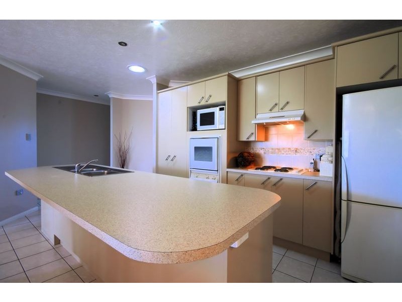 81 Glenrock Drive, Rasmussen QLD 4815