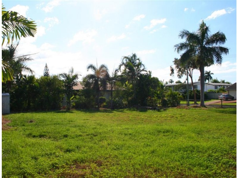 16 Robert Towns Crescent, Condon QLD 4815