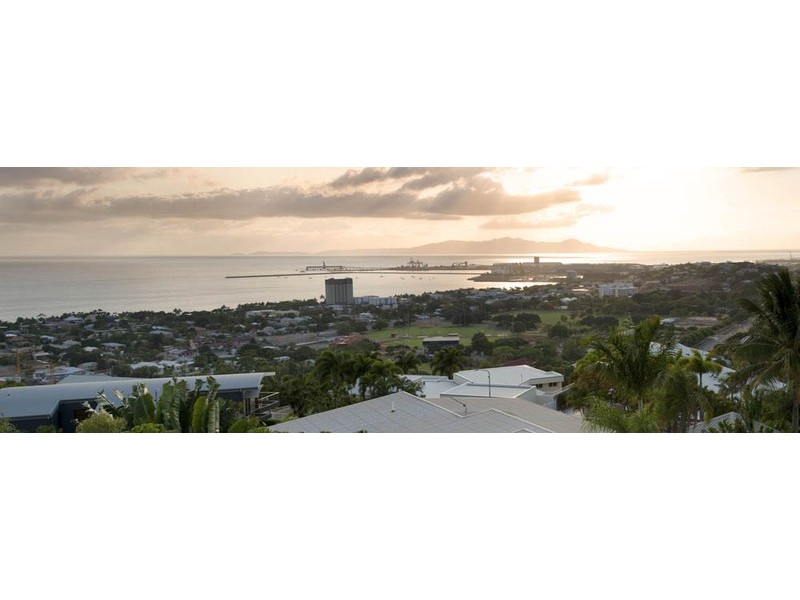 4 Cottesmore Court, Castle Hill QLD 4810